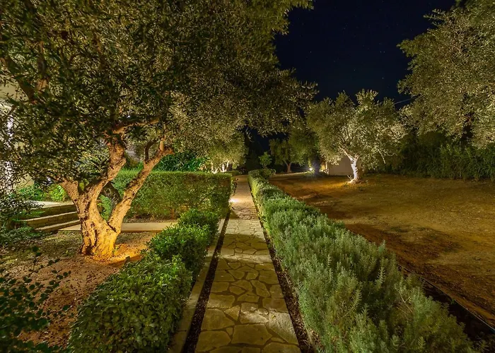 Abelia Luxurious Villas