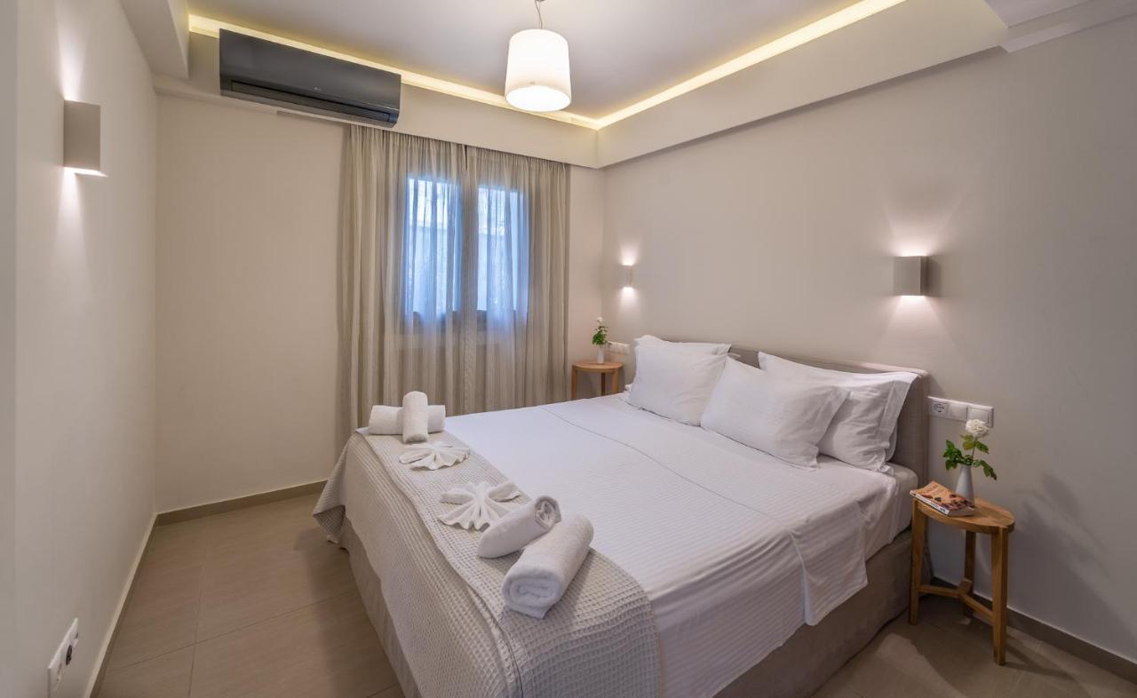 Abelia Luxurious *