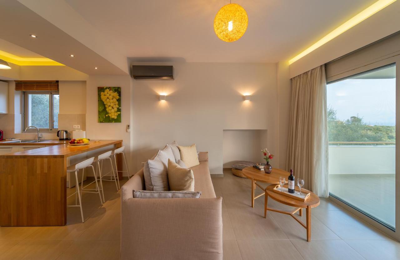 Apartment Abelia Luxurious Finikounta